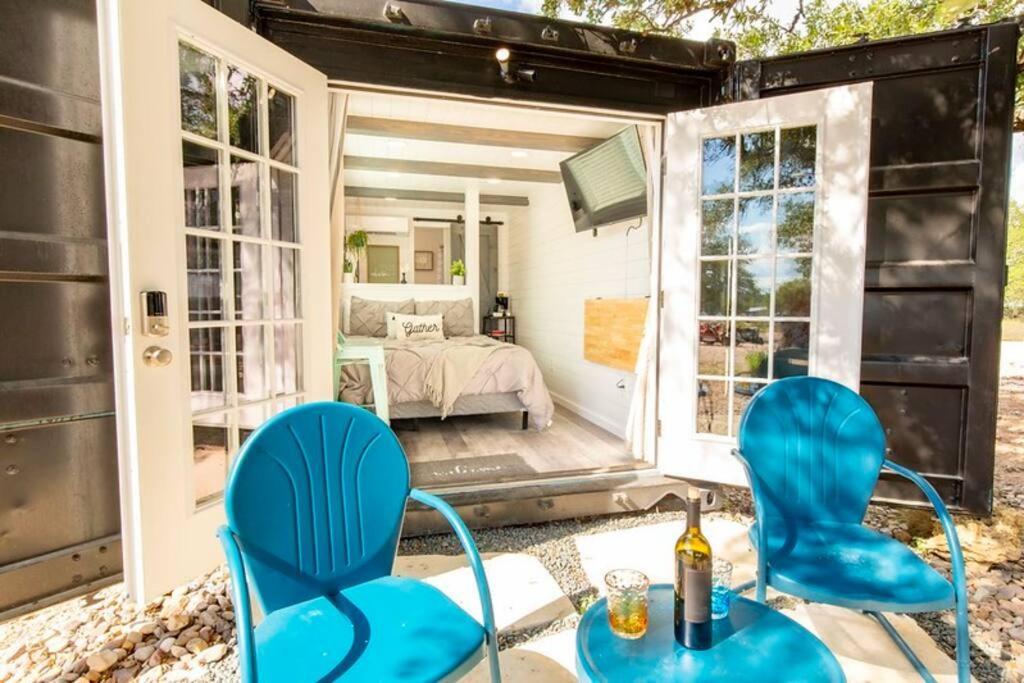 The Container Retreat @ 290 Wine Trail #10 Welcome Friends! Hye Экстерьер фото